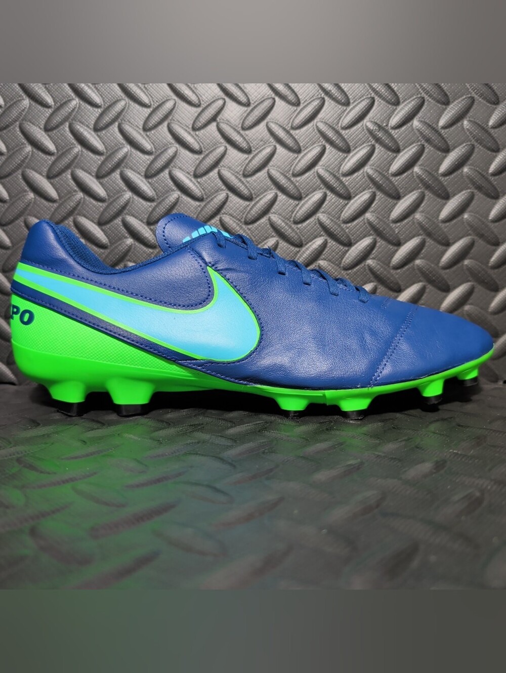 Nike Men's Tiempo Genio II Leather FG Soccer Cleat 819213-443 size 13